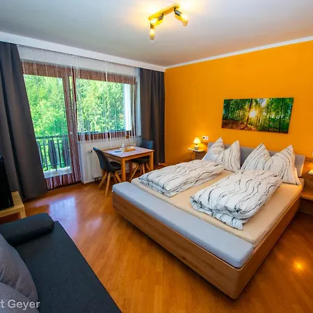 Haus Am Kolm Frühstückspension *