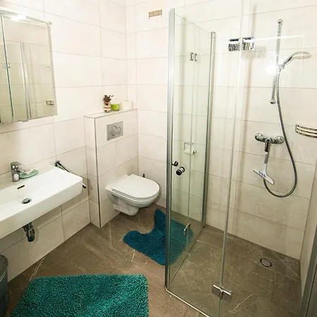 Haus Am Kolm Bed & Breakfast *
