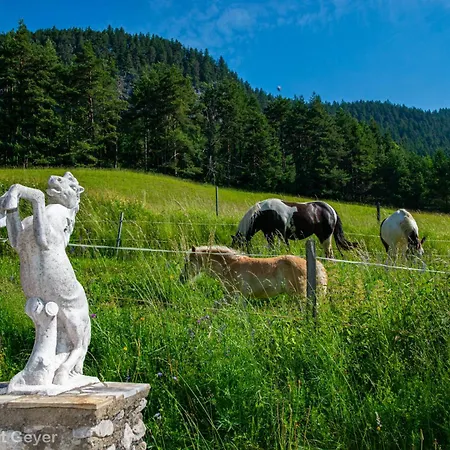 Haus Am Kolm فندق مبيت وإفطار *